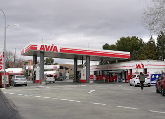 Gasolinera AVIA